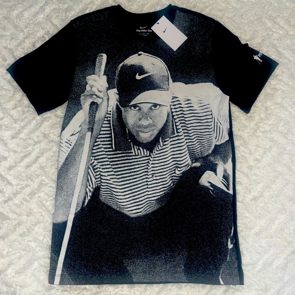 Nike men’s Tiger Woods tee, size small. New with tags.